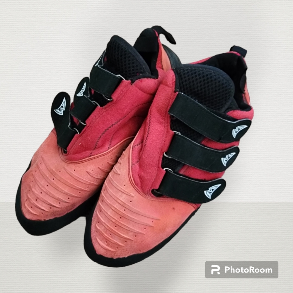 Mad Rock, Mad Rubber, red and black, size 9US, 8.5UK, 42.5EUR